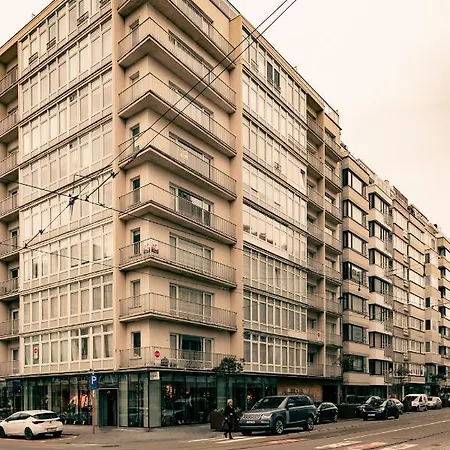 Apartment Ruime 2 Pers Bij Casino Oostende: Geniet Zee, Kunst, En Relax Ostend
